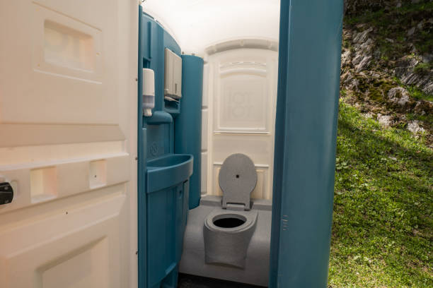 Best Portable toilet rental cost  in Wildwood, FL