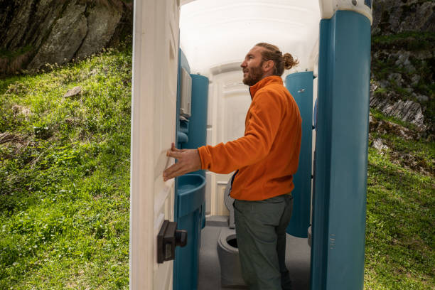 Best Porta potty rental near me  in Wildwood, FL